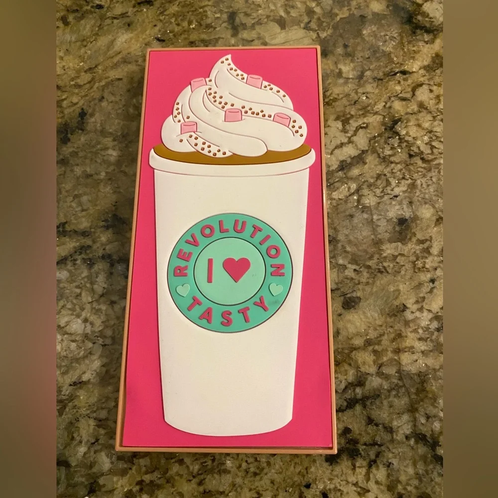 I Heart Revolution Coffee Eyeshadow Palette NWOB